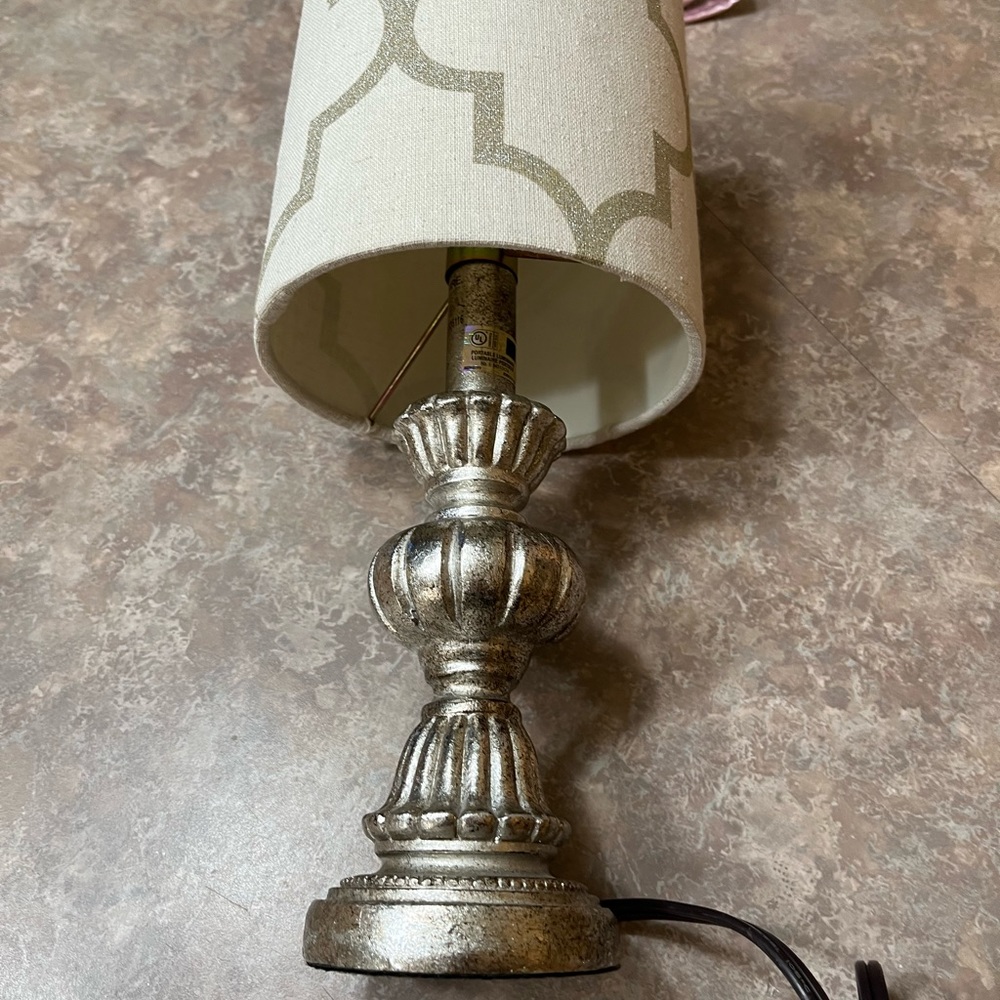 Kirkland lamp